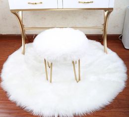 Soft Round carpet Artificial Sheepskin Rug Chair Cover Bedroom Mat Artificial Wool Warm Hairy Carpet Seat Textil Fur Area Rugs wed2009347