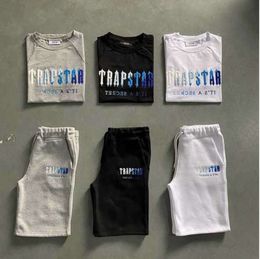 Mens Trapstar T Shirt Set Letter Embroidered Tracksuit Short Sleeve Plush Shorts Motion current 548ess013