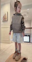 Designer kids sports sweatshirt boys letter casual jumper tops girls big pocket long sleeve hoodies fashion children pullover A8081682149