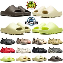 Top Fashion Foam Runner Men Women Designer Slippers Sandals Slides Massage Slide Moon Grey Mineral Blue Summer Beach Flat Luxury outdoor Sandal Shoes