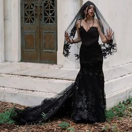 Gothic Black Mermaid Wedding Dresses Lace Appliques Beaded Sweetheart Neck Long Vintage Bridal Gowns Back Lace-Up Plus Size Bride Dress 2024