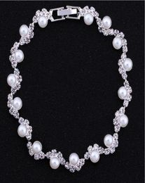 Cheap Bridal Pearls Adorned Accessories Crystal Beaded Bracelets Bridal Hand Accessories Bridal Jewelry Chain4579092