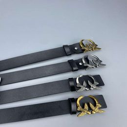 4.0 Cintura antica larga con fibbia in lega Stile rondine Designer di cinture durevoli e versatili in pelle bovina