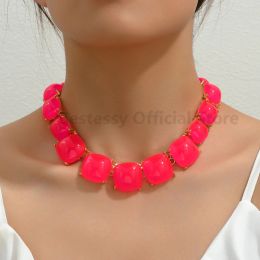 Necklaces New Fashion Hot Pink Resin Link Chain Choker For Women Luxury Statement Chunky Necklace Summer Decoration Collar Elegant Jewellery