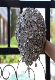 2019 Luxurious Full Crystal Bridal Bouquets Crystal Brooch Bling Bling Waterdrop Handholding Wedding Events Hand Holds Bouquet8032254