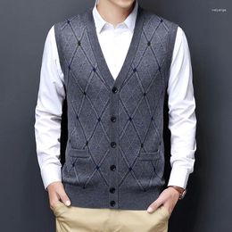 Men's Sweaters Men Thicken Warm Wool Coats Vest 2024 Spring Autumn Knit Man Single Breasted Plaid Sleeveless Cardigans