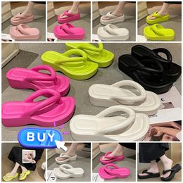 flip flop Free Shipping Slippers Shoes Slide bathroom Bedrooms Shower Rooms Living Softy Wearing Slippers Ventilate Women black white pink