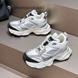 Designer Balencigs Fashion Casual Shoes Roller Skates 2024 Walk Show Dad Shoes Female Instagram Trendy Thick Sole Internet Couple Explosive Street Sports 3KFQ