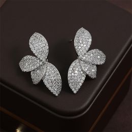 2024 Stud Earrings Deluxe Jewellery 18k White Gold Fill Pave White Sapphire Zircon CZ Diamond Party Women Wedding Bridal Sweet Cute Leaf Earring For Lover Gift