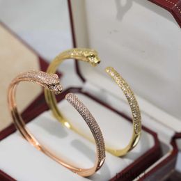 Luxury Love Bangle Bracelet Designer 18k Gold Plated Crystal Double Pather Open for Women Jewelry 6LQR