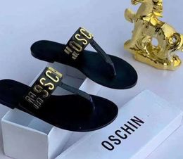 2024 Designer Womens Flip Flops Slippers Hardware English Decorative Herringbone Slides 2 3 Fashion Women Sandals Summer Flat Shoesrr