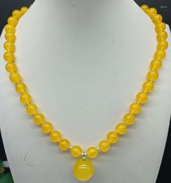 Pendants Glamorous Yellow 10 Mm Jade Beads And 20 Pendant Fashion Necklace Inch Ladies Charm Jewellery 2024