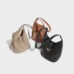 lady Evening Bags Unique Design Leather Bucket Bag for Women in Autumn and Winter New Trendy Large Capacity Tote Mother Child Single Shoulder Diagonal Boasting