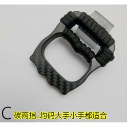 Clasp Hand Carbon Fibre Tiger Four Finger Fist Set Legal Self-Defense Ing Supplies Ring Brace 3034