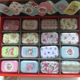 32 Piece lot Vintage Cartoon Tin Box 5 5 4 2 5cm Candy Pill Chutty Mini Storage House Decoration Collectables Display C0116312i