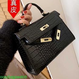 Ky Leather Handbag Trusted Luxury Womens Bags Hong Kong Purchasing Agent for Black Small Bags Womens Bags 2024 New Single Shoulder Crossbody Bags Niche with LOGO HBZ0