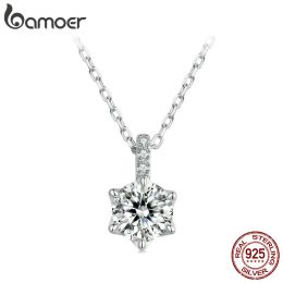 Necklaces BAMOER Moissanite Pendant Necklace D Color VVS1 Lab Grown Diamond for Women Wedding Engagement 925 Sterling Silver Fine Jewelry