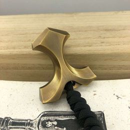 Shaped Brass Tiger Cross Self-Defense , Broken Window Escape, Outdoor Portable EDC Pure Copper Pendant, Key Pendant 399721 Escape