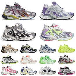 2024 Top Fashion Men Designer Track Runners 7.0 balencaigaes Black White Graffiti Mens Women belenciaga Trainers belanciaga Tennis Shoes grandpa ancien daddy 35-46