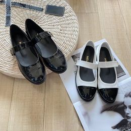 Women Designer Dress Shoes Patent Leather Mary Jane Shoes 2023 New Flat All-match Leather Shoes Metal Buckle Color Shoes