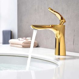 Zlew łazienki krany luksusowy złoty kran łazienki gorąca zimna woda zlew mikser kran mosiądzu krany z basen