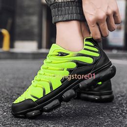 2021 New Stylish Men's Skateboarding Shoes Casual Outdoors Sneakers Leisure Breathable Shoes Flats Chaussure Homme Low Lace up b4
