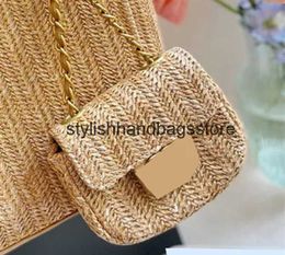 Shoulder Bags Womens Raffia Woven Straw Sopping Wit Classic Mini Coin Purse Gold Metal ardware Matelasse Cain Crossbody Soulder Beac oliday andbags 25cmH24221