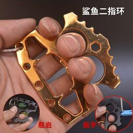 Wolf Tiger Two Multifunctional Tool Fist Buckle Finger Ring Outdoor Lifesaving Car Broken Window Wrench Bottle Opener 481570