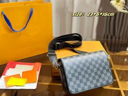 2024 New brand studio briefcase business package clutch handbag Genuine leather designer bag messenger package shoulder cross body bags tote bag