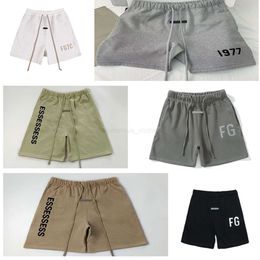 Fashion Mens Herrendesigner Esse Shorts Clothing Apparel Essen Unisex Cotton Sports Sommer kurzer Streetstyle Tide Knie Länge Es n