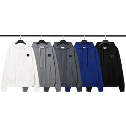 New stone classic embroidered small label pullover hoodie. The style is the same for men and womenM-XXL