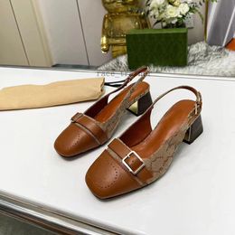 Kadın Sandallar Tasarımcı Elbise Ayakkabı Yüksek Topuklu Ayakkabı Tıknaz Orta Topuklu Köpek Slingback Pompası At Bitliği Vintage Kare Toe Mules Üst Sınıf Deri Parti Ayakkabıları 35-44 1.25 05