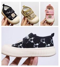 Designer newborn printed sports shoes, casual shoes, soft soled walking shoes, baby sports shoes, children's designer shoes