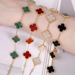 new10 18K Gold Plated Classic Fashion Charm Bracelet Four-leaf Clover Designer Jewelry Elegant Mother-of-Pearl Bracelets For Women and Men High Quality