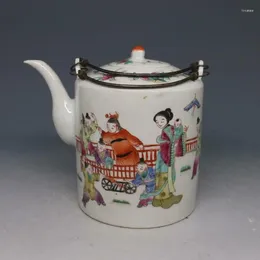 Bottles Chinese Style Famille Rose Porcelain Figure Painting Teapot 6.7 Inch Antique Imitation Crafts