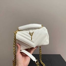 Mini Designers Bags Classic Designer Lock Shoulder Bag Gold And Silver Hardware Crossbody Bag Versatile Handbag Tote Bag 240115
