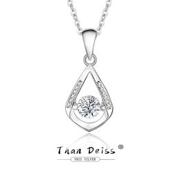 Necklaces S925 Silver With Diamonds Moving Droplet Necklace Fashion Temperament Moissanite Jumping Female Collarbone Chain