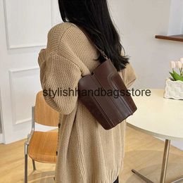 Shoulder Bags Vintage Suede Messenger Bag For Women Super ot Bucket Bag Colour Maing Portable Different Size andbags Trendy Soulder PurseH24221