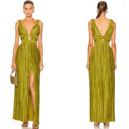 Casual Dresses Army Green Velvet Folding V-neck Split Sexy Mid Length Celebrity Party Banquet Performance Toast Evening Dress