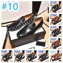 28 Style Fashion Soft Moccasins Luxurious Men Loafers Shoes High Quality Genuine Leather Shoes Summer Style Men Flats Gommino Driving Shoes Size 38-46