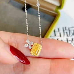 Necklaces Exquisite Four Leaf Clover Necklace Brilliant Yellow Cubic Zirconia Pendant Crystal Choker for Women Wedding Party Daily Jewelry