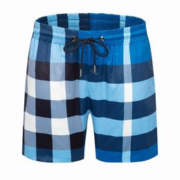 Designer Shorts Summer New Checkered Mens Beach Shorts Pants Casual Large Size Quick Drying Pants 240221