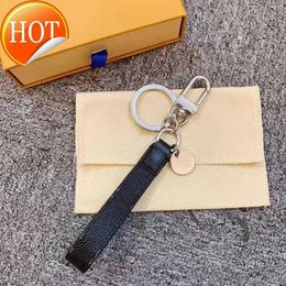 Keychains Lanyards Fashion Key Buckle Purse Pendant Bags Dog Design Doll Chains Keybuckle Keychain 2 Color Top Quality