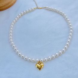 Pearl necklace, women's light luxury, love, new trend, niche design sense, collarbone chain, temperament, high-end sense, neck chain