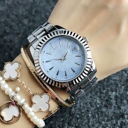 Fashion M design Brand Watches women's Girl Simple style Date Calendar Metal steel band Quartz Wrist Watch M71249P