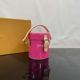 9A Women's designer makeup bag luxury handbag washing bag wallet shoulder bag makeup bag case embossed leather detachable handle and shoulder strap