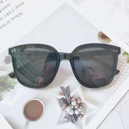 Sunglasses New Large Frame Square Sunglasses Women Decorative Rice Nail Fashion Sun Glasses Lady Outdoor Leisure Eyewear UV400 Gafas De SolL2402