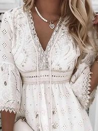 Basic Casual Dresses Summer Bohemian Dress Womens Beach Sundress Fashion Embroidery Hollow Lace Mini Dress Womens White Lace Holiday Dress Vestidos J240222