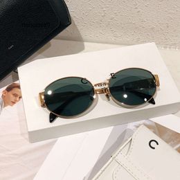 2024 New Style Womens Triomphe Oval Frame Sunglasses 40235 Women Metal Mirror Legs Green Lens Sunglasses Retro Small Round Frame Sexy Little Women With original box