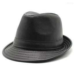 Berets Leather Fedora Hats Cowboy Hat Vintage Adjustable Panama Winter Caps Trilby Fedoras Women Men Short Brim Gentleman